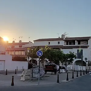 Le Tau Saintes-maries-de-la-mer, 3 Pièces Tout Confort Classé 2 étoiles De France Les Saintes-Maries-de-la-Mer